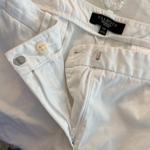 Talbots white cotton shorts size 14 petite - Picture 5 of 6